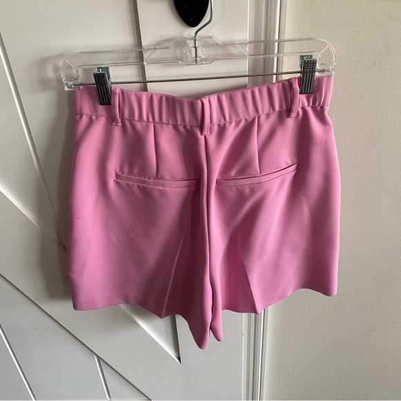 Abercrombie Trouser Shorts - Picture 2 of 2